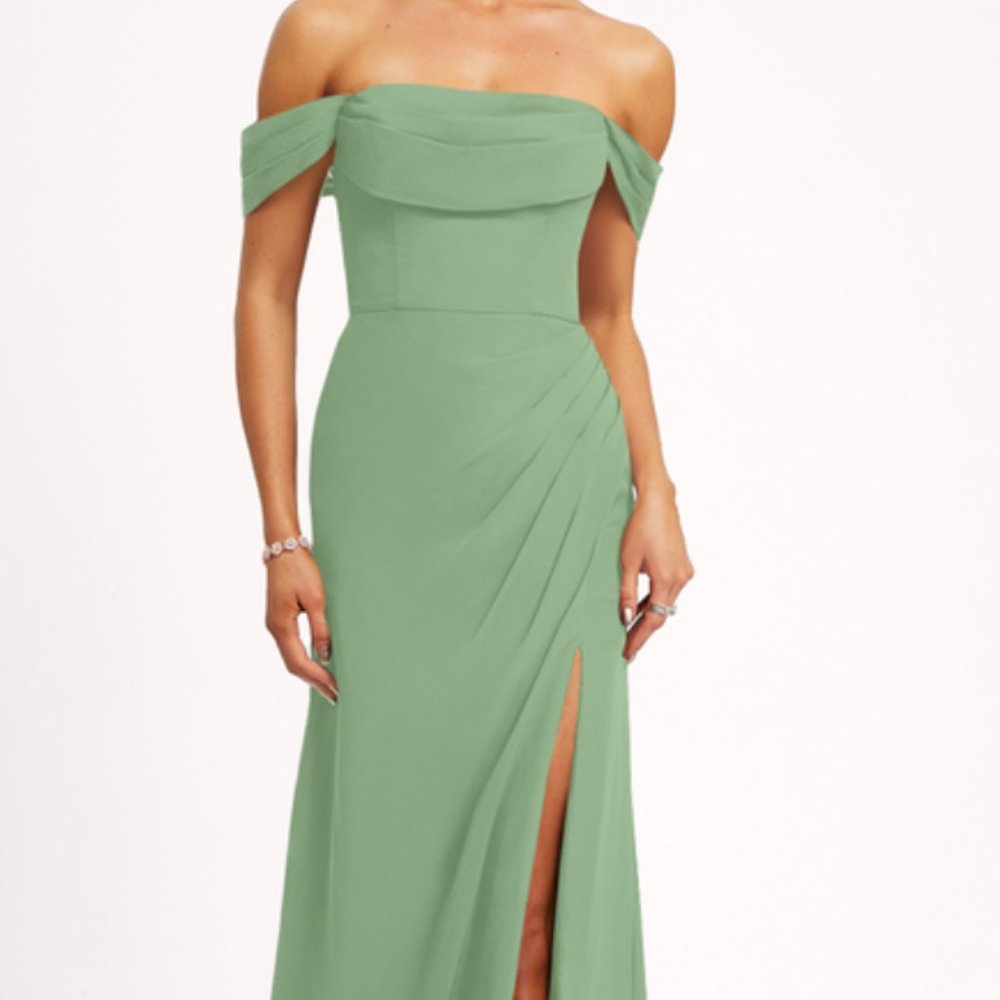 JJ's House A Line Off Shoulder Maxi Bridesmaid Dress Size 10 in Brasil